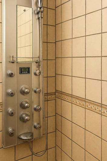 Image No.18-3 Bed Townhouse for sale