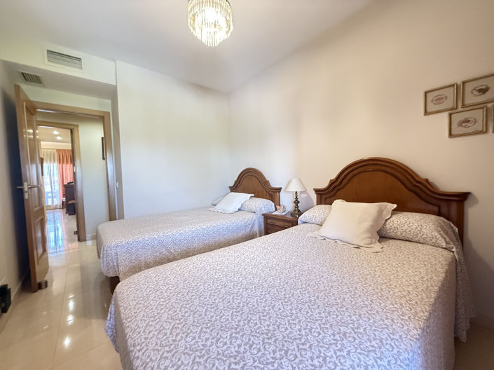 Image No.22-3 Bed Apartment for sale