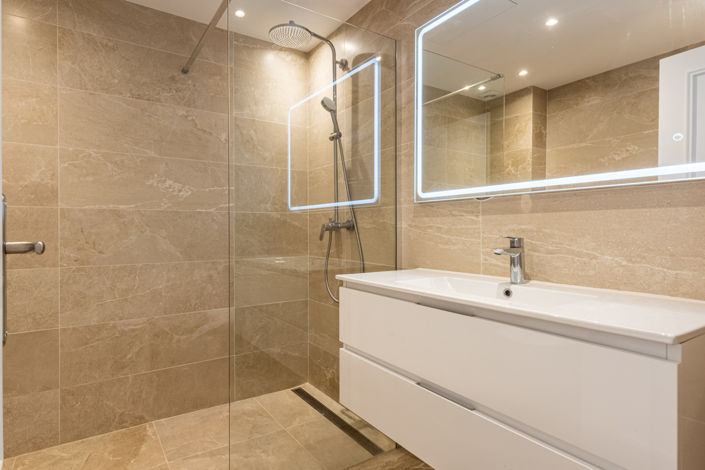 Image No.20-2 Bed Apartment for sale