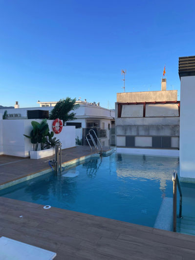 Image No.42-2 Bed Property for sale