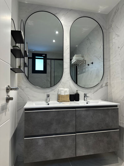 Image No.5-2 Bed Property for sale