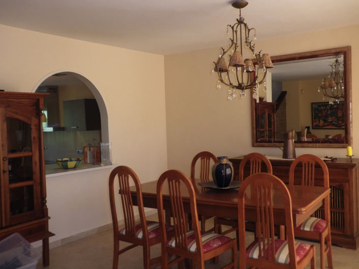 Image No.6-Maison de ville de 5 chambres à vendre à Estepona