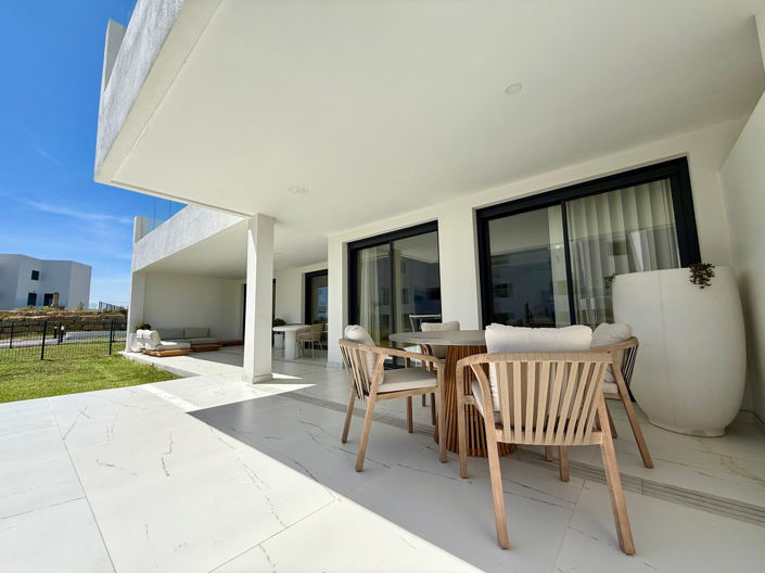 Image No.22-2 Bed Property for sale