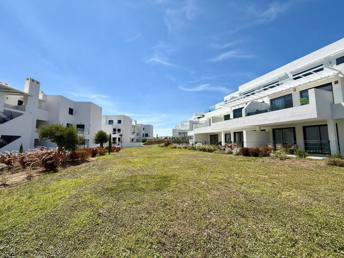 Image No.25-2 Bed Property for sale