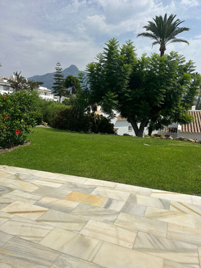 Image No.11-2 Bed Property for sale