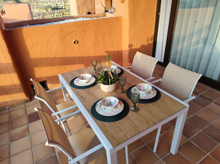 Image No.43-2 Bed Apartment for sale
