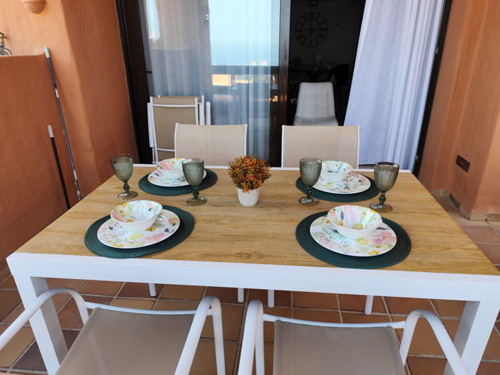 Image No.50-2 Bed Apartment for sale