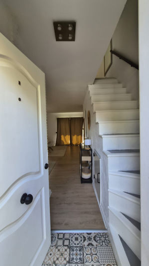 Image No.12-2 Bed Townhouse for sale