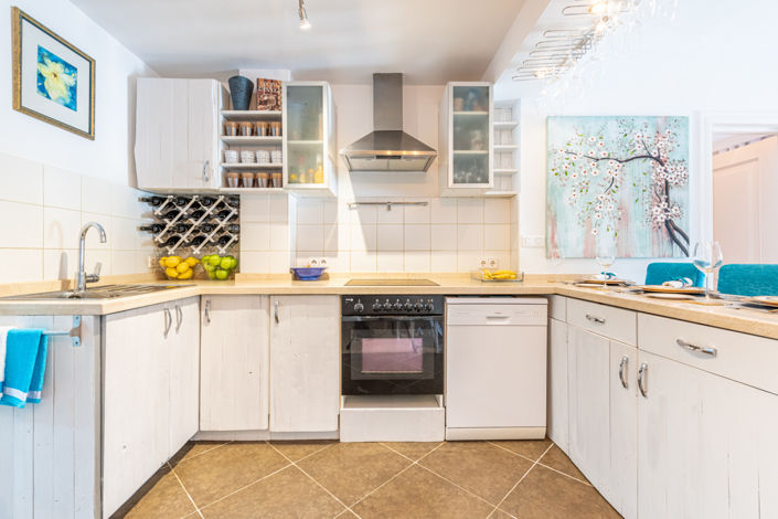 Image No.5-2 Bed Townhouse for sale