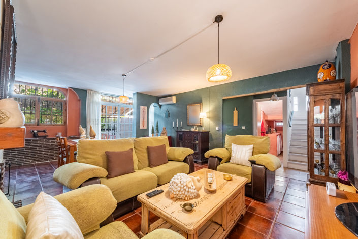 Image No.3-4 Bed Townhouse for sale