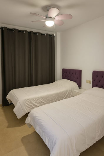 Image No.23-3 Bed Townhouse for sale