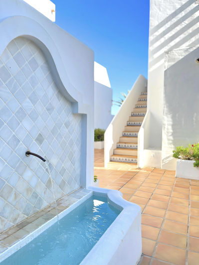 Image No.4-3 Bed Property for sale