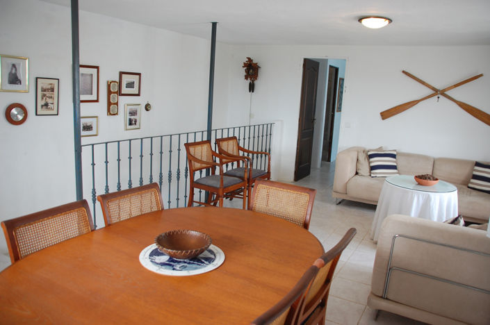 Image No.4-Chalet de 4 chambres à vendre à Casares