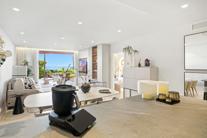 Image No.21-3 Bed Property for sale