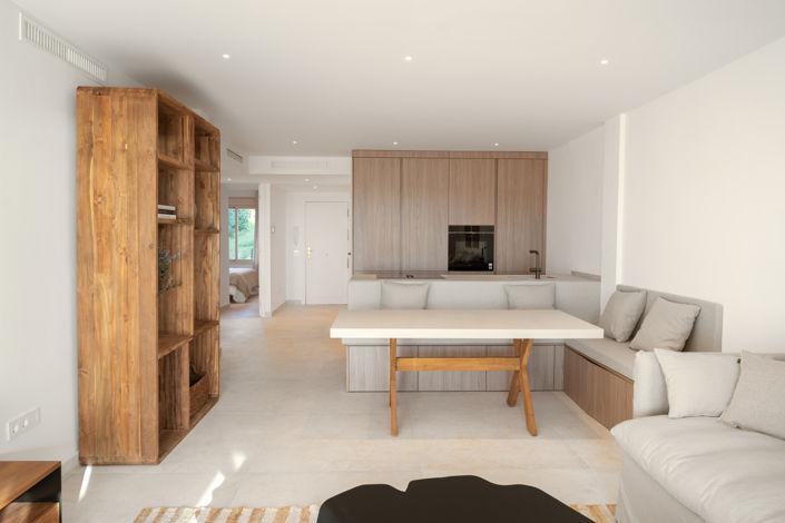 Image No.20-3 Bed Apartment for sale