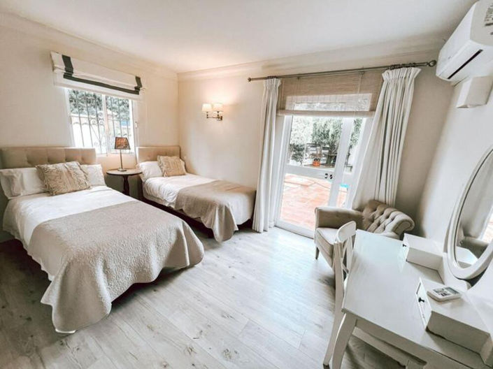 Image No.15-5 Bed Villa for sale