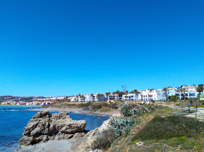 Image No.30-2 Bed Property for sale