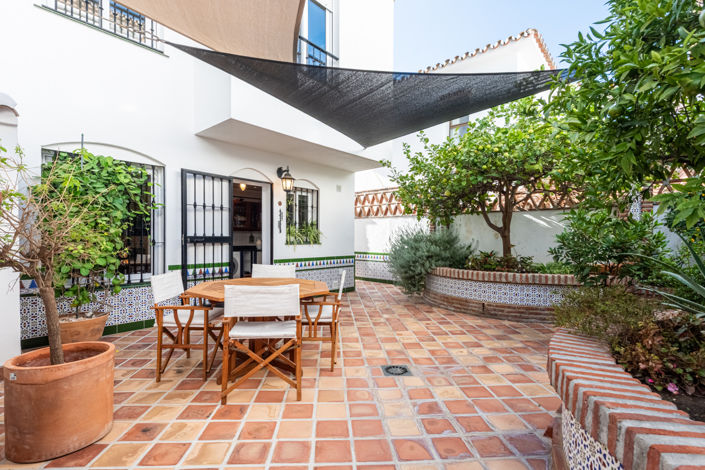 Image No.25-3 Bed House for sale