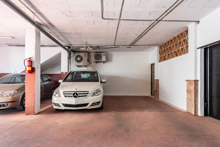 Image No.31-3 Bed House for sale