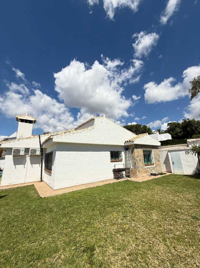 Image No.12-2 Bed Villa for sale