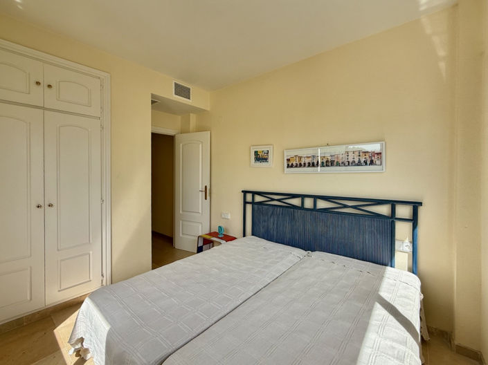 Image No.23-3 Bed Apartment for sale