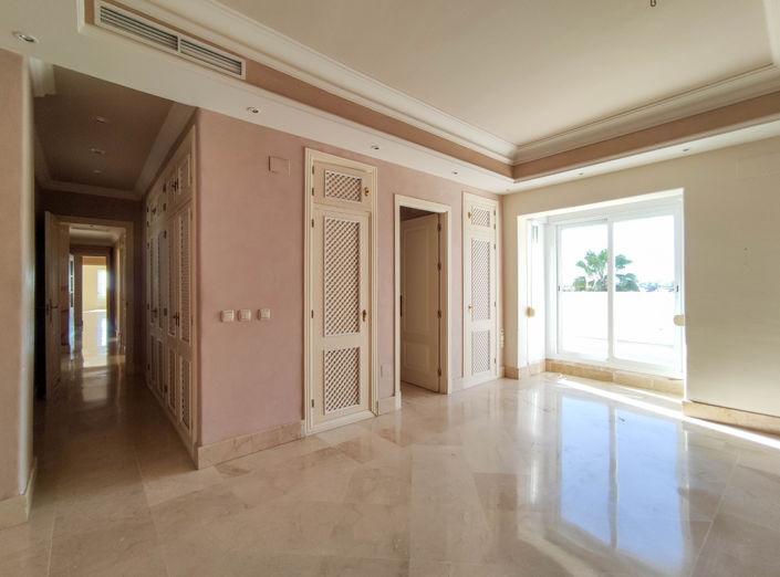 Image No.30-3 Bed Penthouse for sale