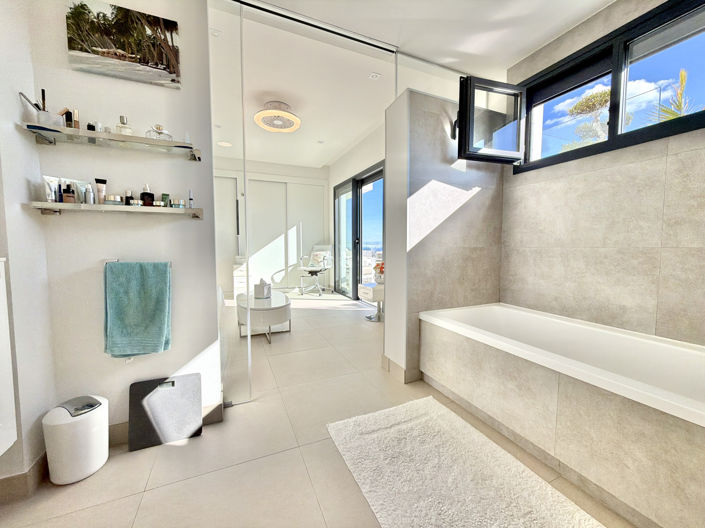 Image No.15-2 Bed Penthouse for sale