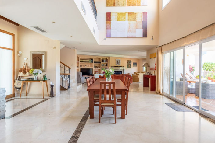 Image No.17-6 Bed Villa for sale