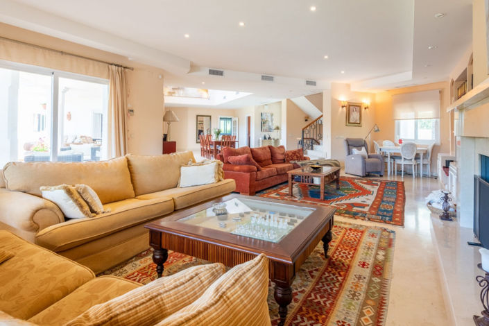 Image No.29-6 Bed Villa for sale