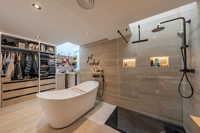 Image No.23-3 Bed Property for sale