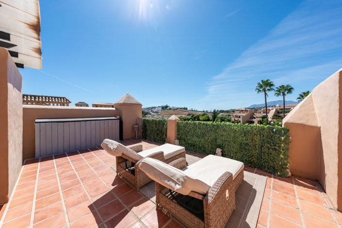 Image No.25-3 Bed Property for sale