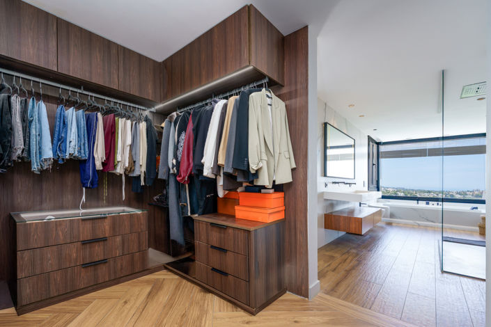 Image No.29-4 Bed Townhouse for sale