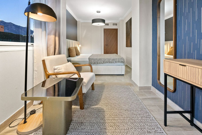 Image No.15-3 Bed Property for sale