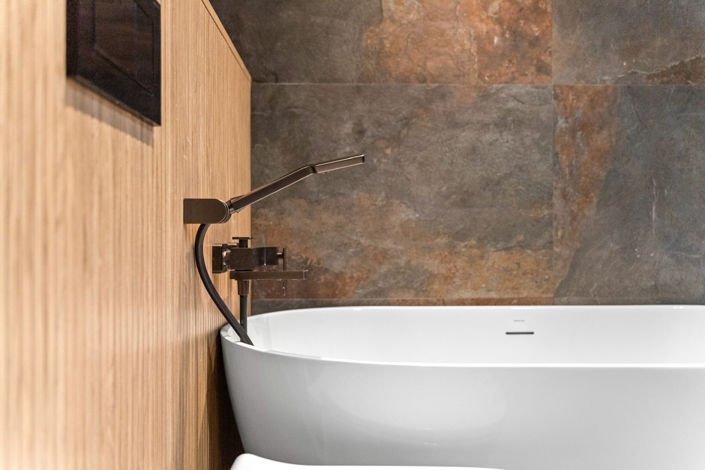 Image No.18-3 Bed Property for sale