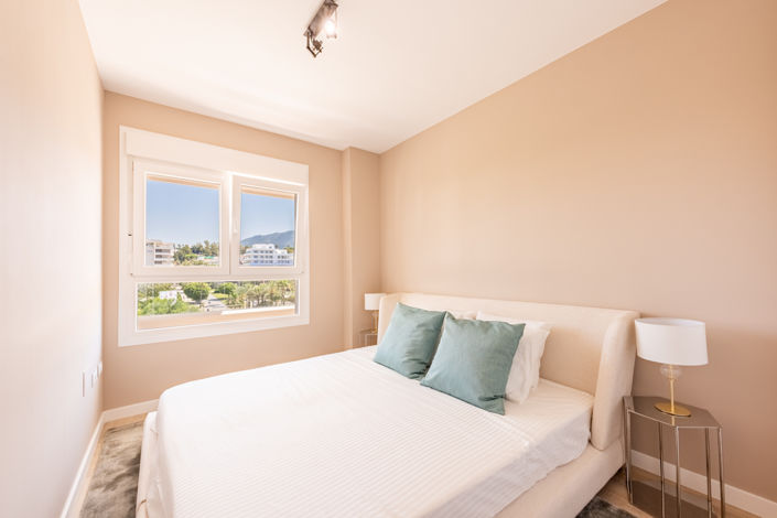 Image No.14-3 Bed Apartment for sale