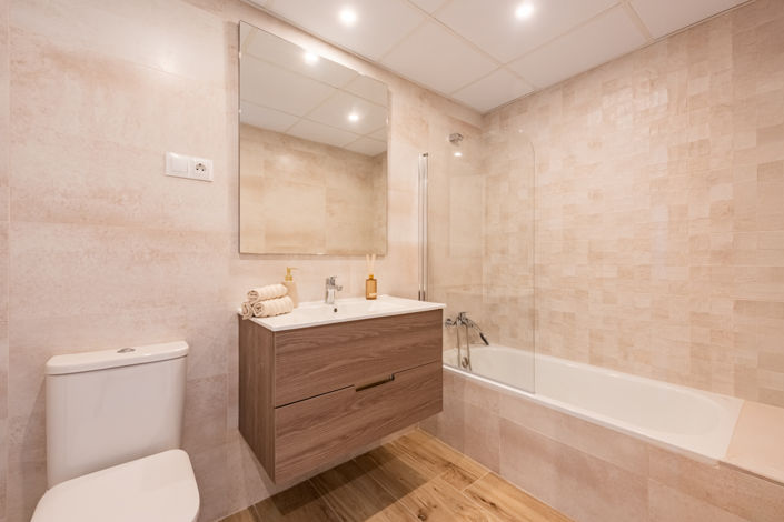 Image No.15-3 Bed Apartment for sale