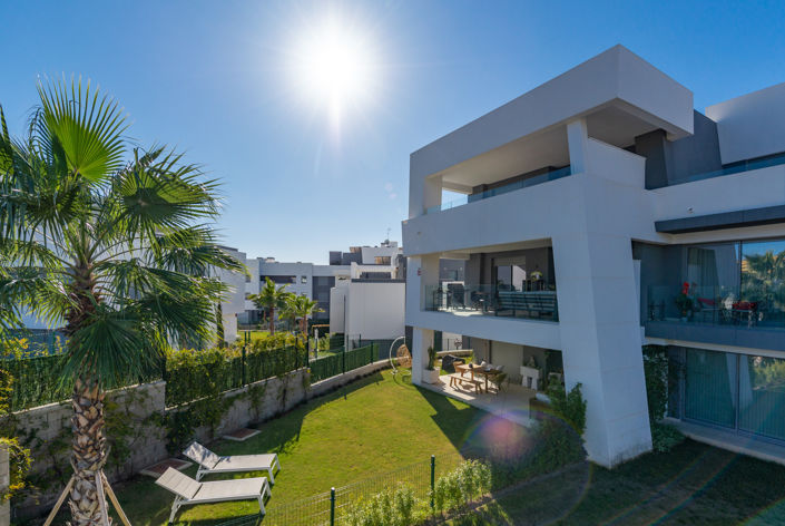 Image No.3-Appartement de 2 chambres à vendre à Estepona