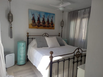 b98le8d7m9k3degpefzhs0lif8u4xzvzhwxtmggyekxx9