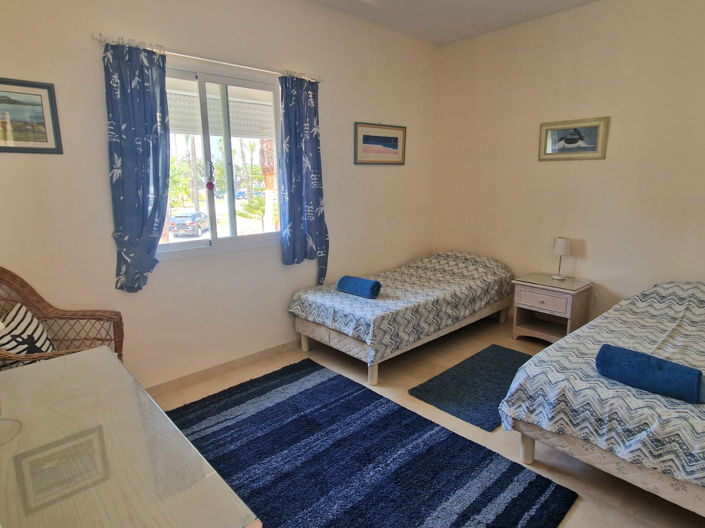 Image No.4-2 Bed House for sale