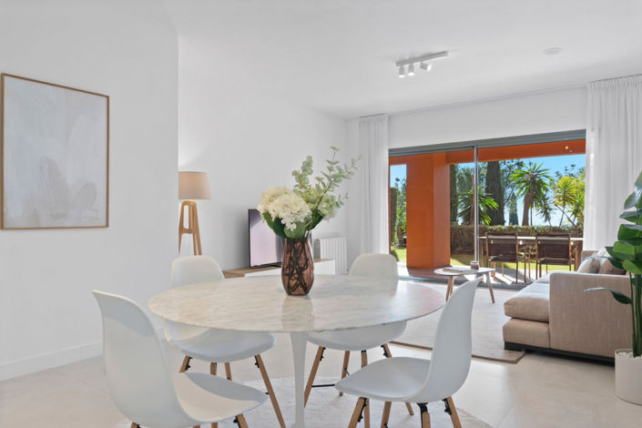 Image No.17-2 Bed Property for sale