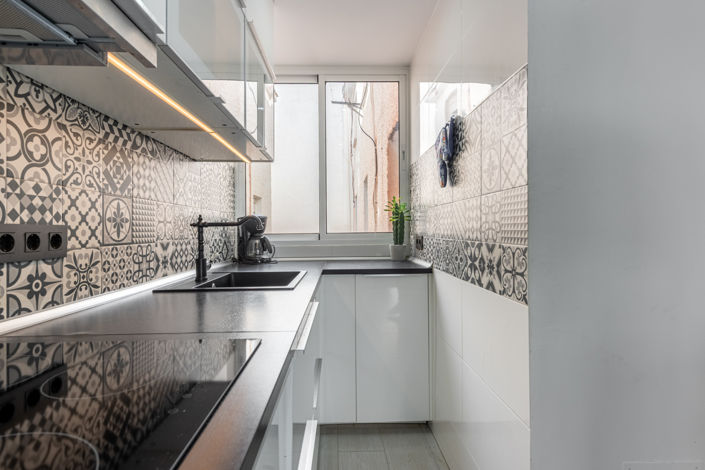 Image No.27-2 Bed Apartment for sale