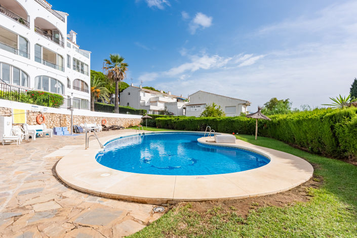 Image No.3-2 Bed Property for sale