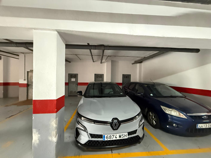 Image No.23-2 Bed Apartment for sale