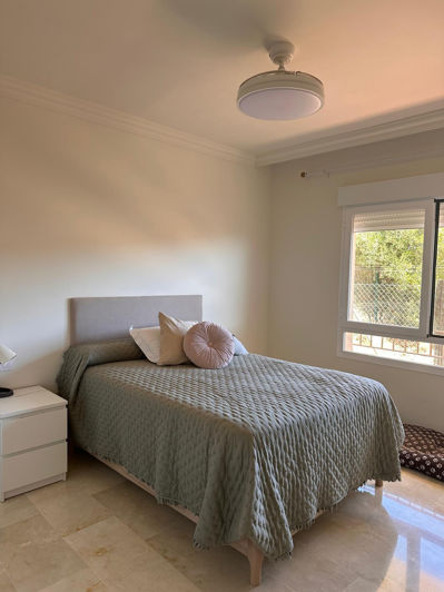 Image No.14-2 Bed Property for sale