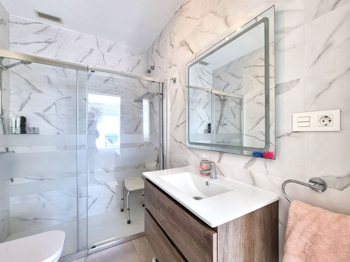 Image No.12-3 Bed Duplex for sale