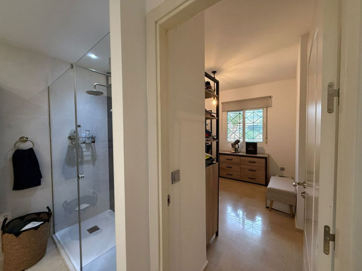 Image No.13-2 Bed Apartment for sale