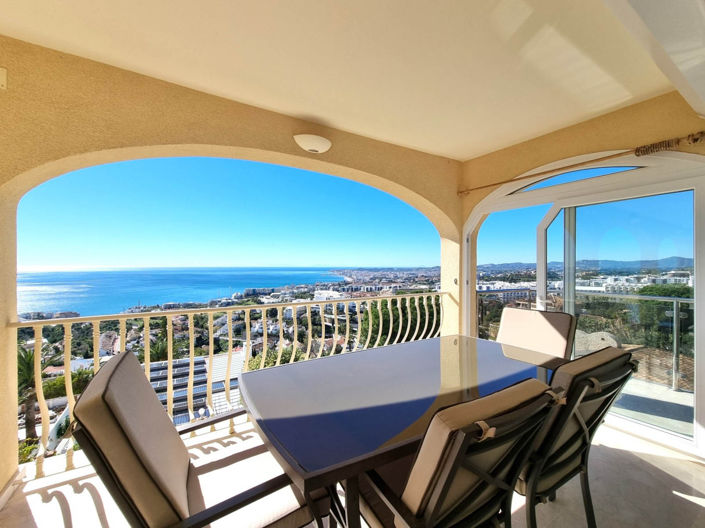 Image No.5-5 Bed Villa for sale