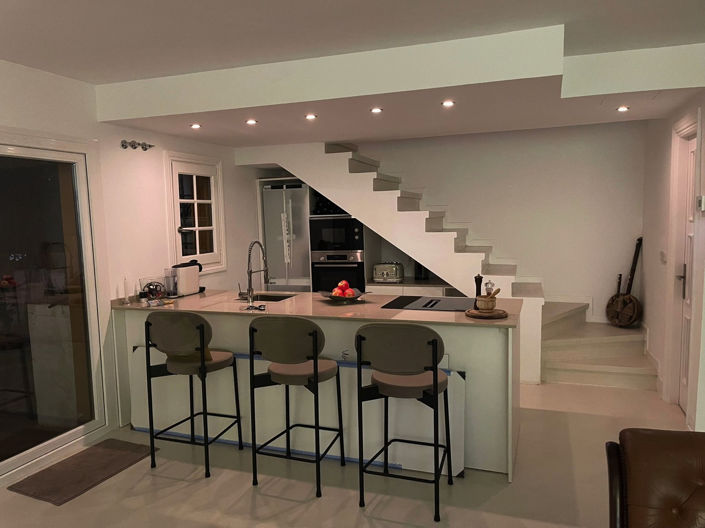 Image No.2-2 Bed Townhouse for sale