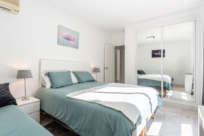 Image No.14-3 Bed Apartment for sale