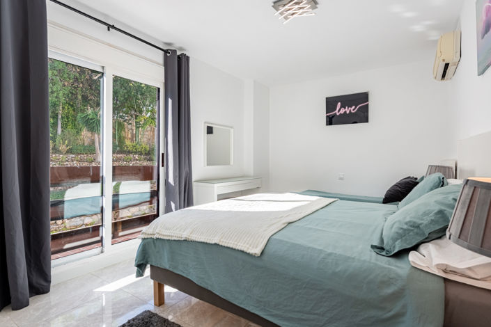 Image No.15-3 Bed Apartment for sale